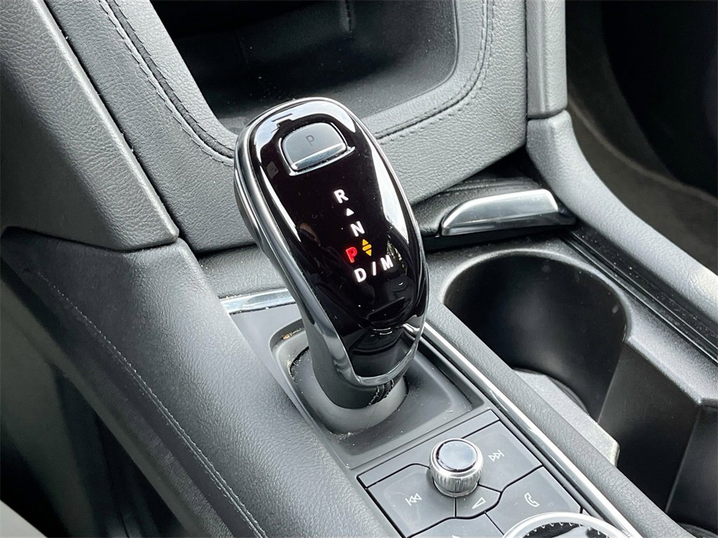 Certified 2024 Cadillac XT6 Luxury w/ LPO, Floor Liner Package image 16