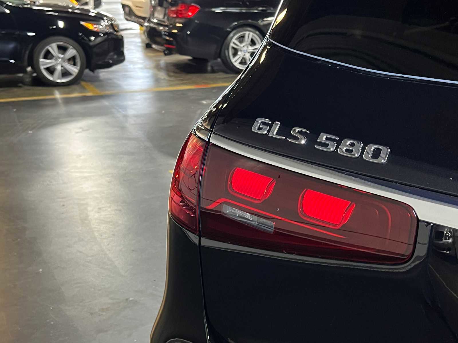 New 2026 Mercedes-Benz GLS 580 4MATIC image 15