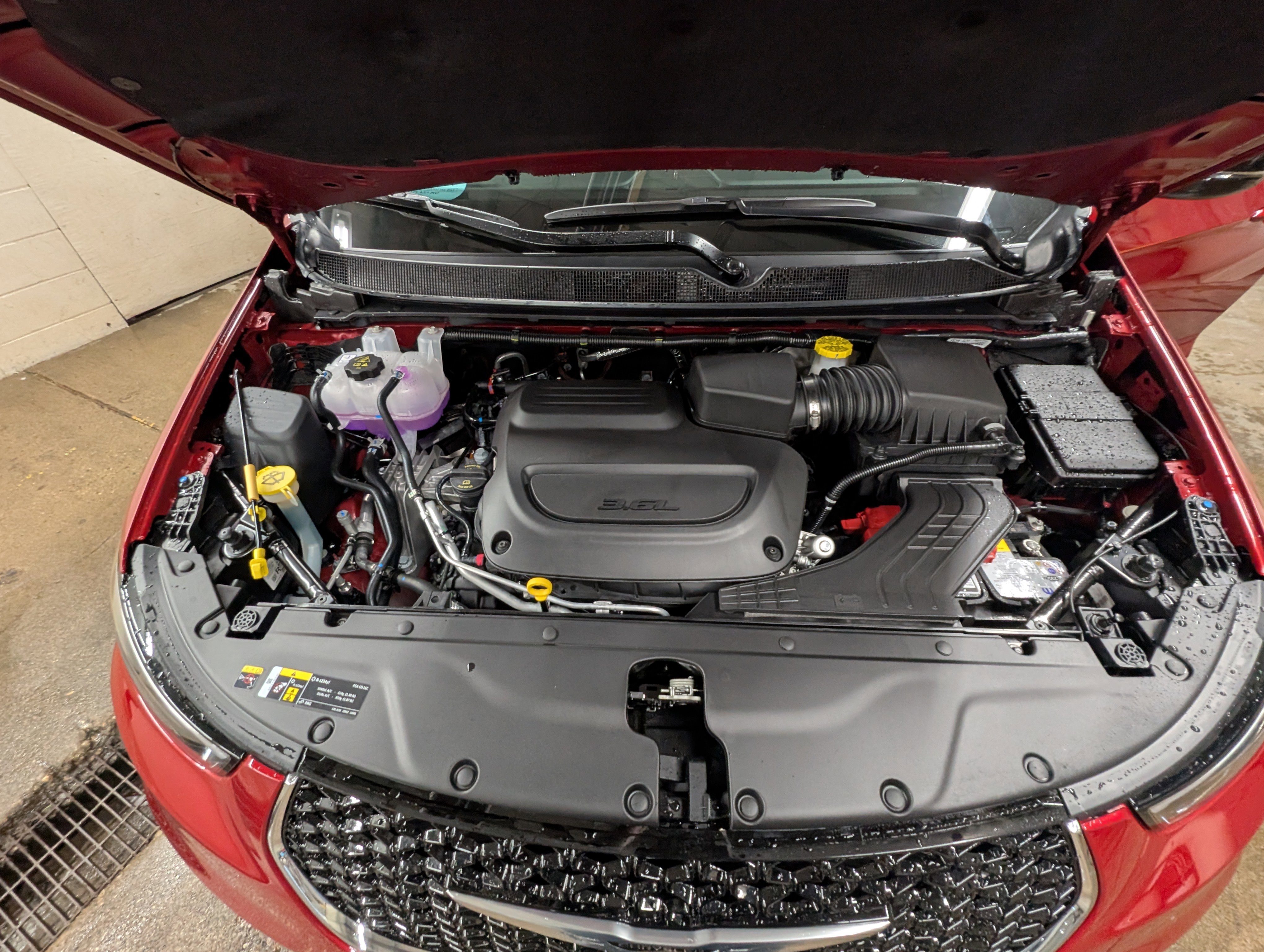 New 2026 Chrysler Pacifica Limited image 17