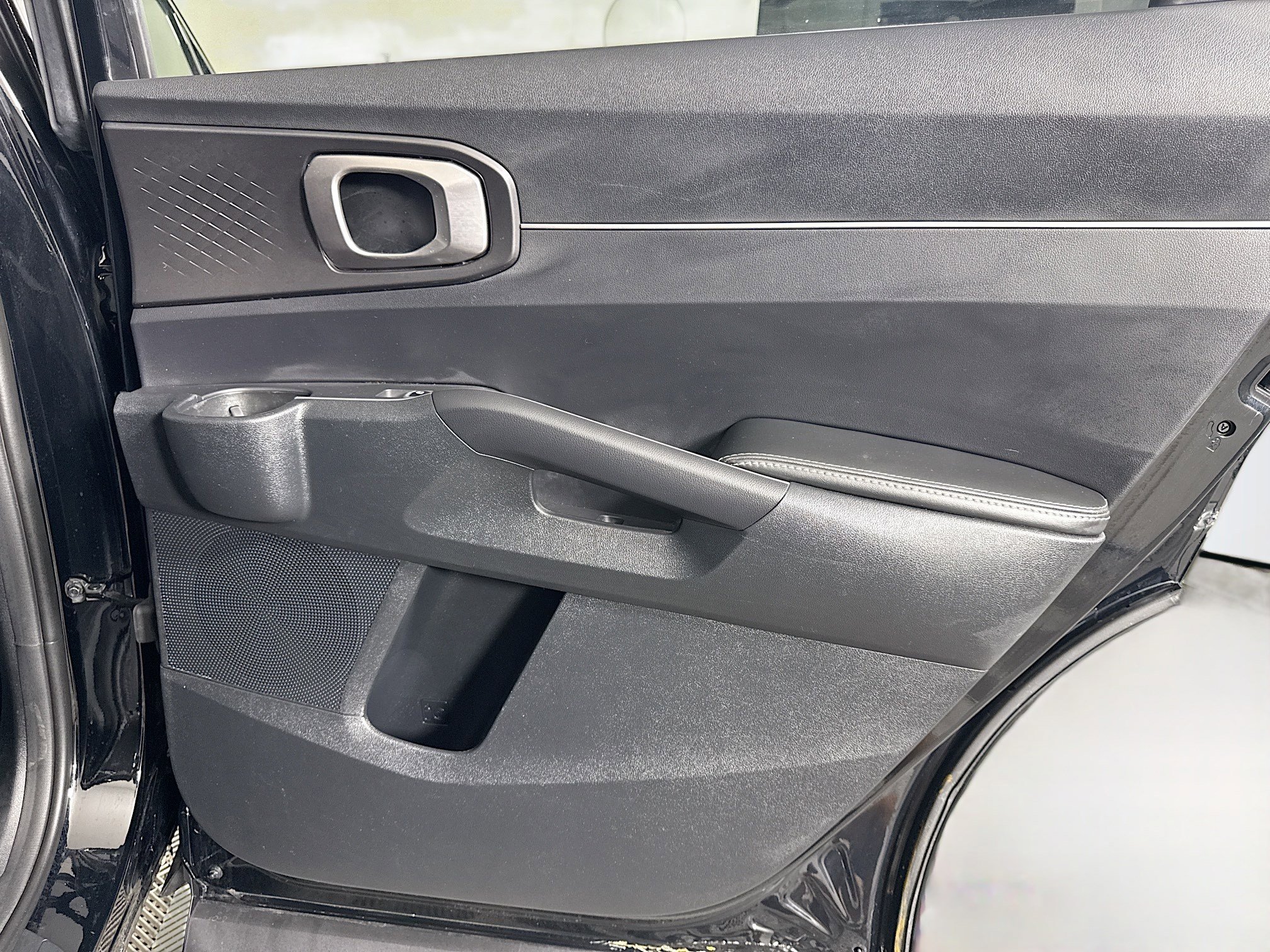 Used 2025 Kia Sorento S w/ Panoramic Sunroof Package FWD image 28