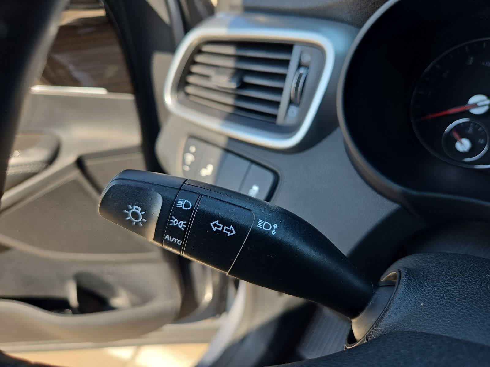 Used 2020 Kia Sorento S FWD image 24