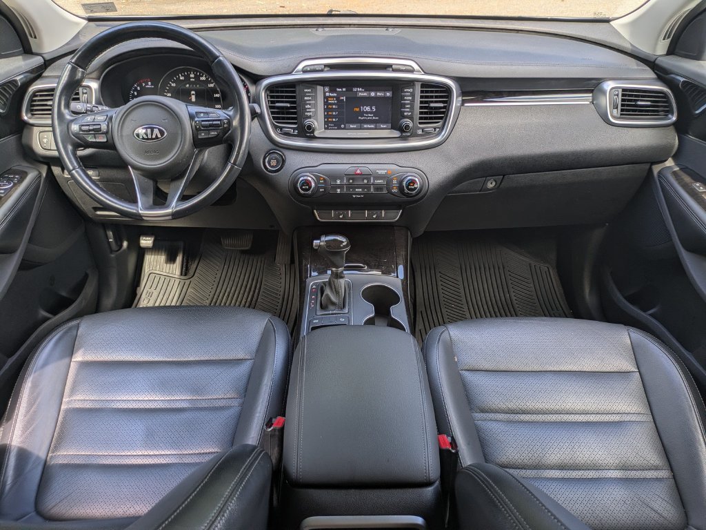 Used 2018 Kia Sorento EX FWD image 15