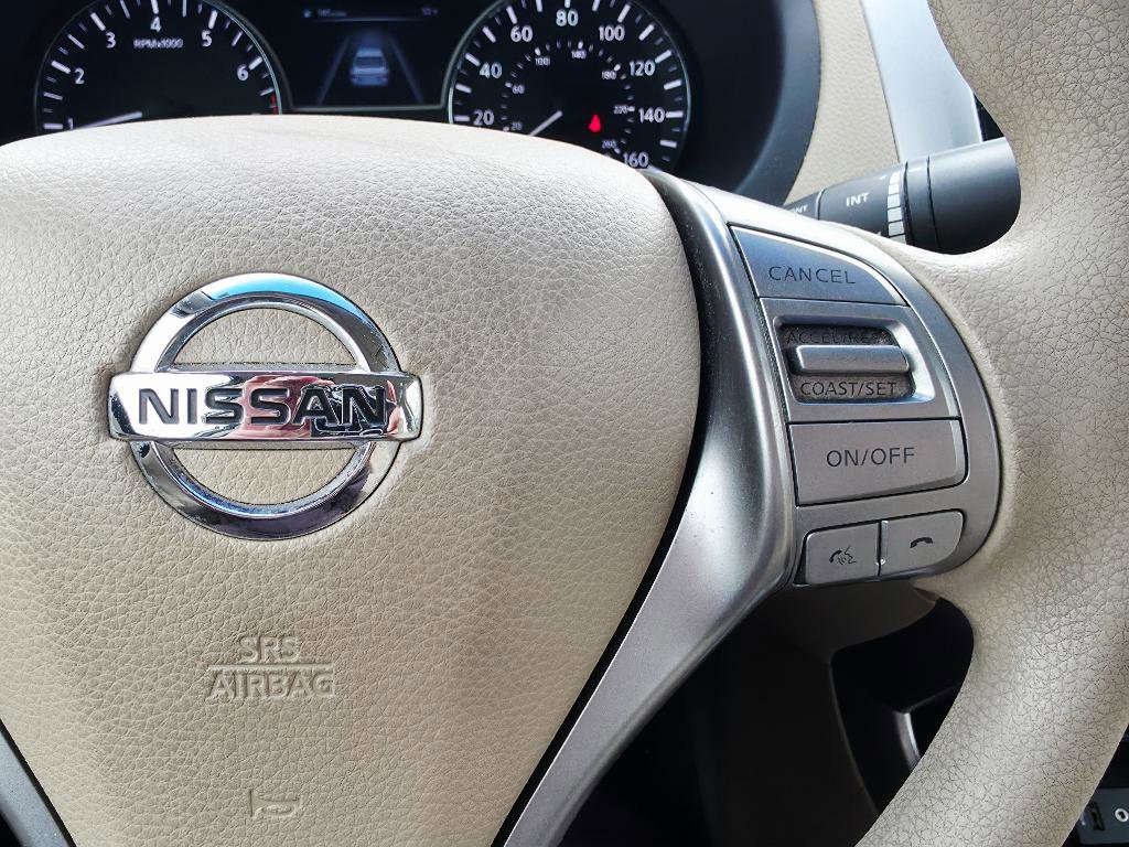 Used 2014 Nissan Altima 2.5 S w/ Display Audio Package FWD image 29