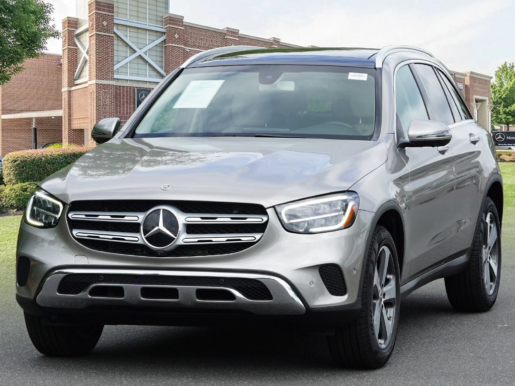 Certified 2020 Mercedes-Benz GLC 300 4MATIC image 4