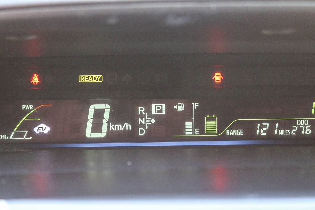 Used 2012 Toyota Prius V Five FWD image 23