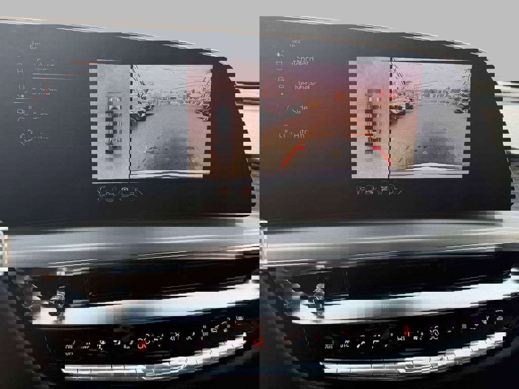 New 2026 Cadillac Lyriq Premium Luxury image 6