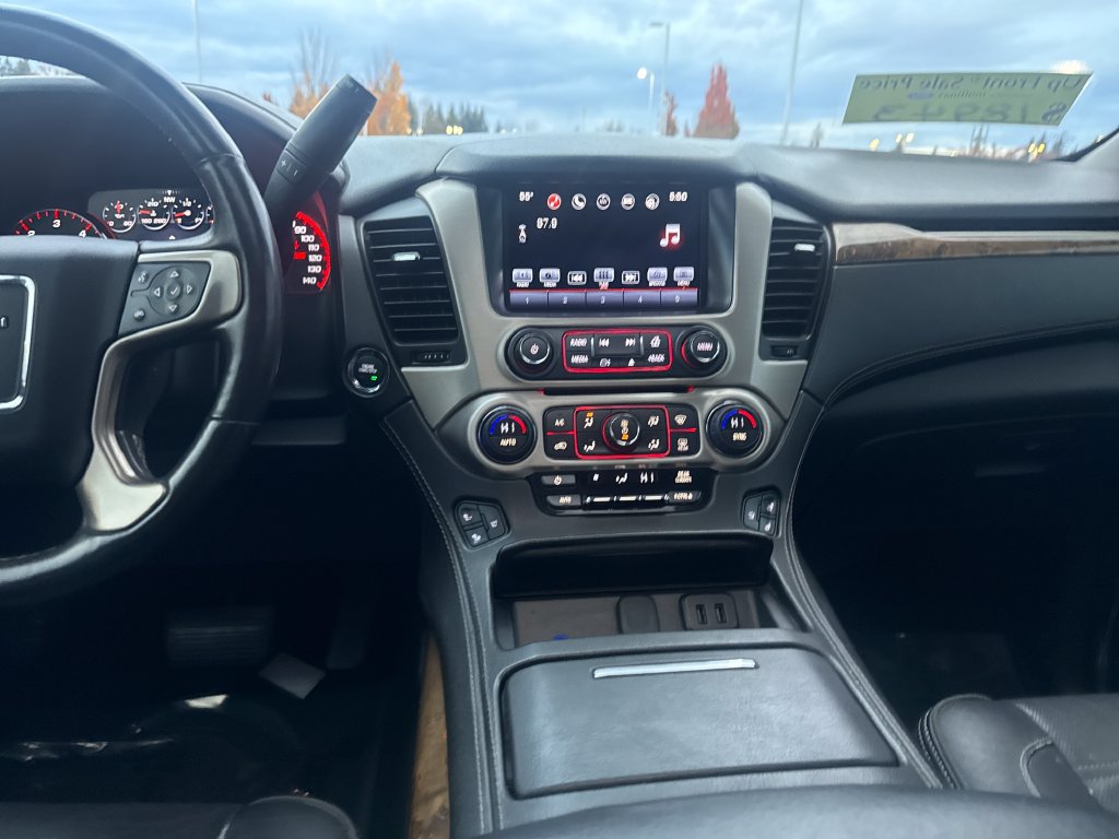 Used 2016 GMC Yukon Denali w/ Open Road Package AWD/4WD image 22