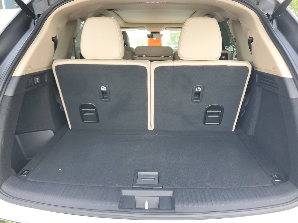 Certified 2023 Acura MDX FWD w/ Technology Package image 16