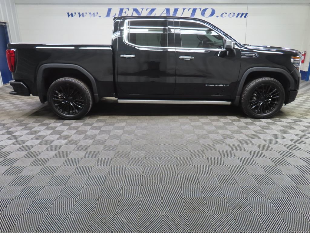 Used 2025 GMC Sierra 1500 Denali Ultimate AWD/4WD image 3