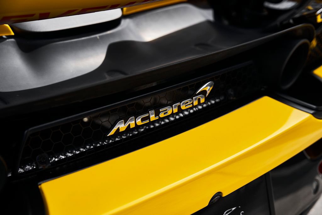 Used 2021 McLaren 720S Luxury RWD image 13