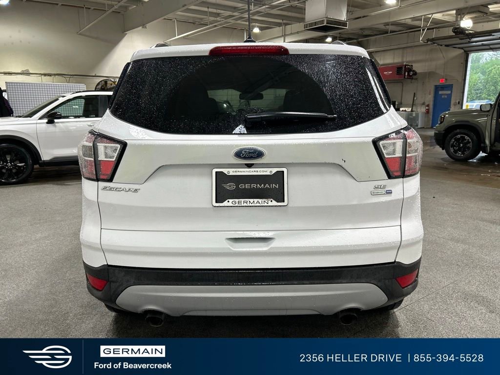 Used 2018 Ford Escape SE w/ Ford Safe & Smart Package AWD/4WD image 7