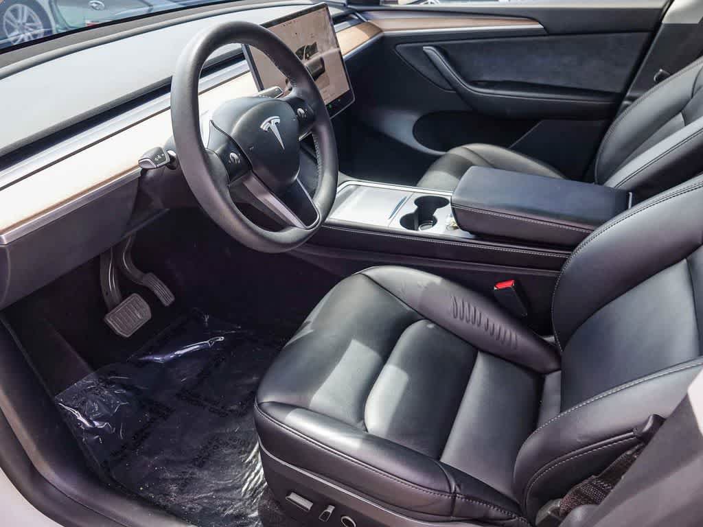 Used 2024 Tesla Model Y 2WD image 15