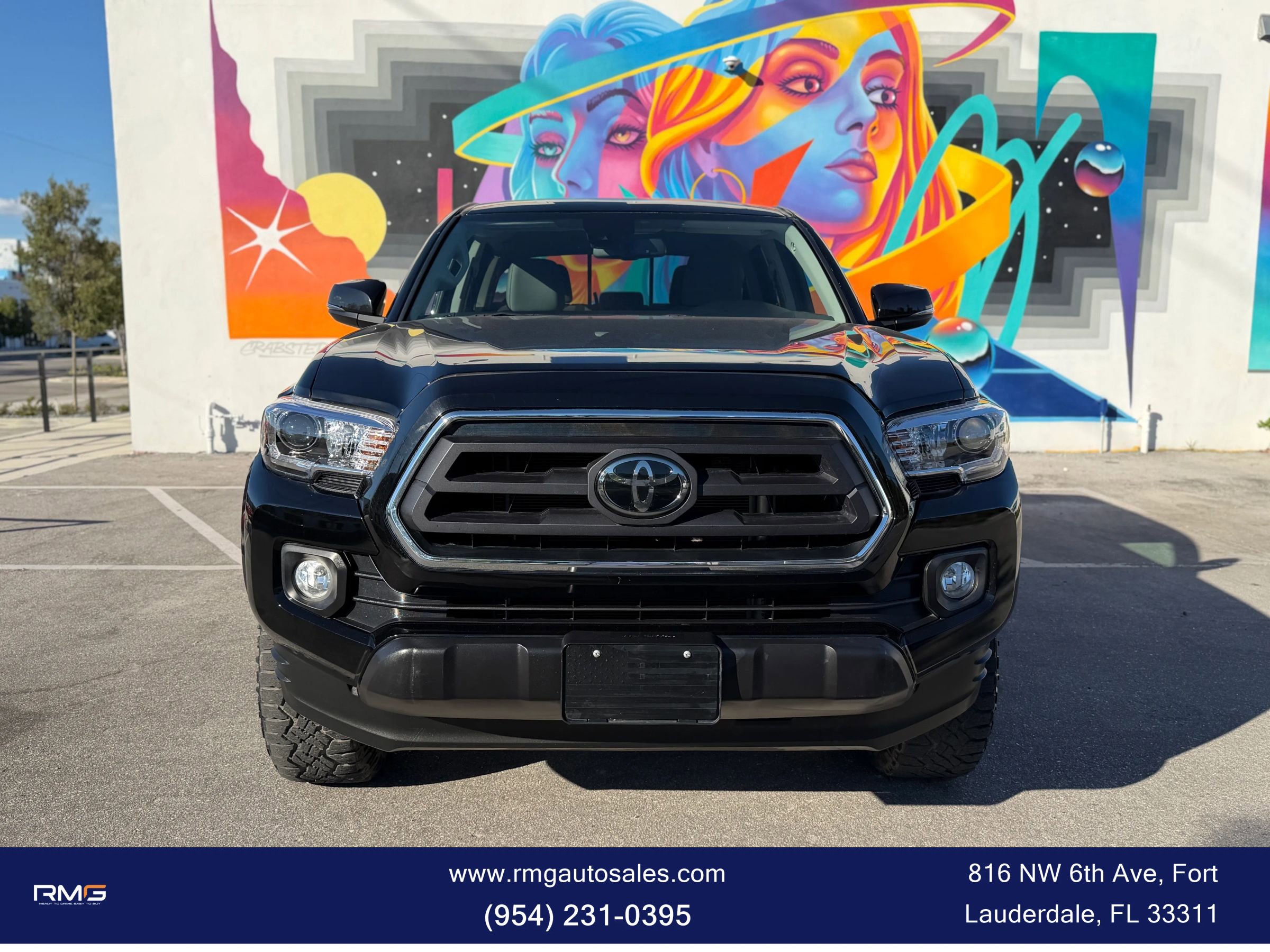 Used 2023 Toyota Tacoma SR5 AWD/4WD image 2