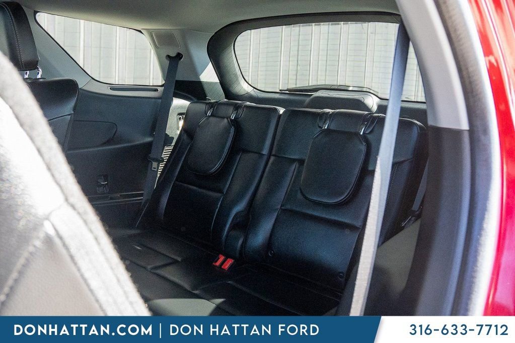 Used 2022 Ford Explorer Limited w/ Equipment Group 301A image 25