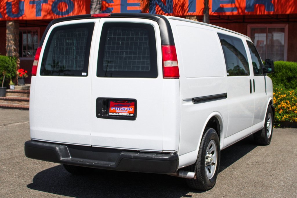 Used 2012 Chevrolet Express 1500 image 11