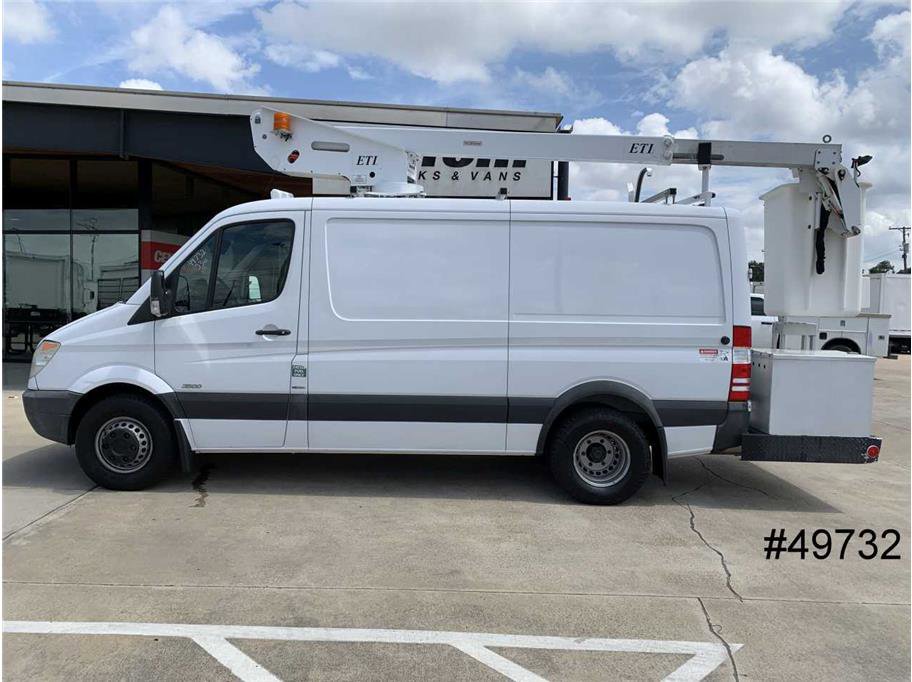 Used 2012 Mercedes-Benz Sprinter 3500 image 5