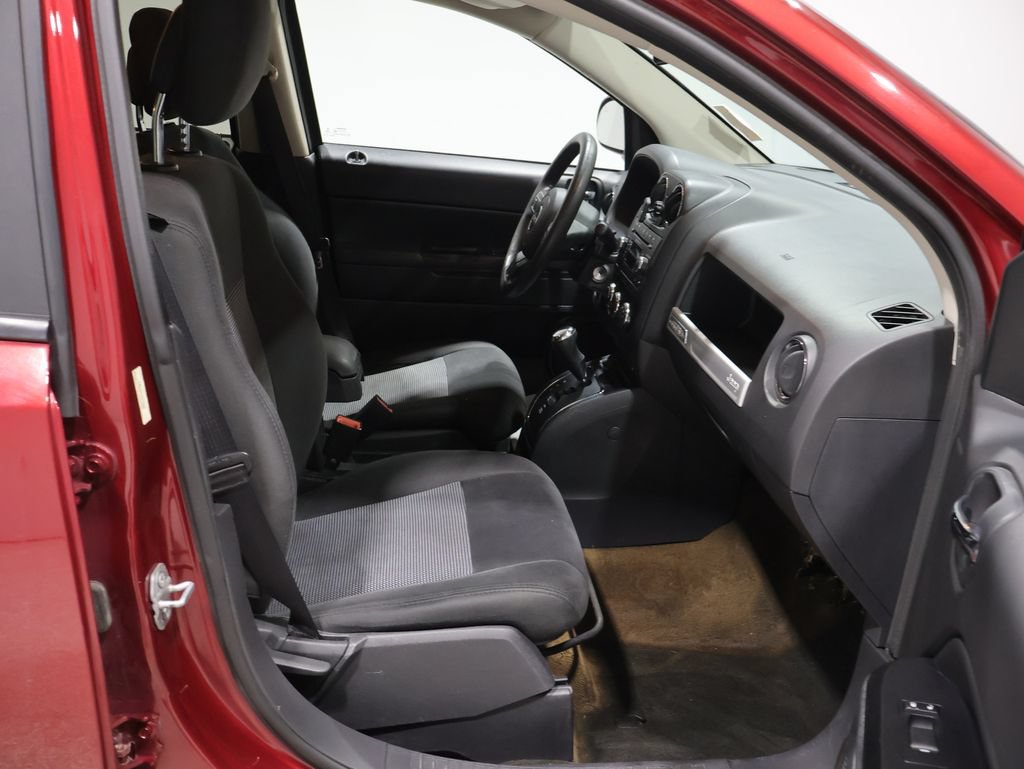 Used 2016 Jeep Compass Sport w/ Power Value Group FWD image 22
