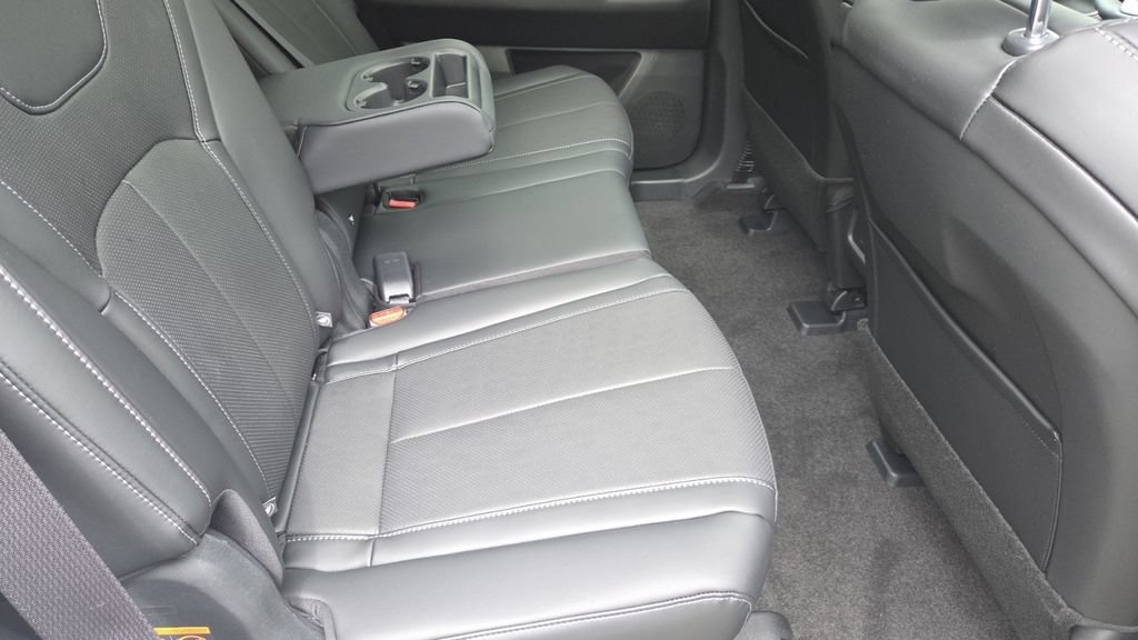 New 2027 INFINITI QX60 Luxe w/ Cargo Package AWD/4WD image 12