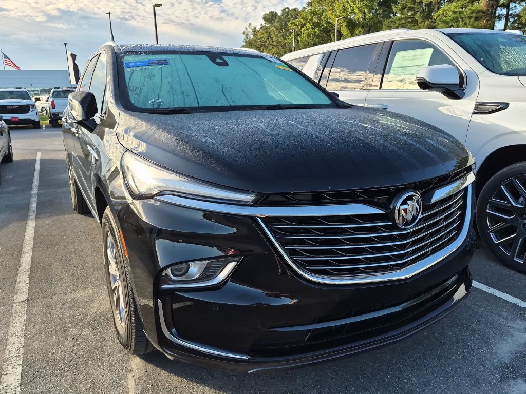 Used 2023 Buick Enclave Essence FWD image 14