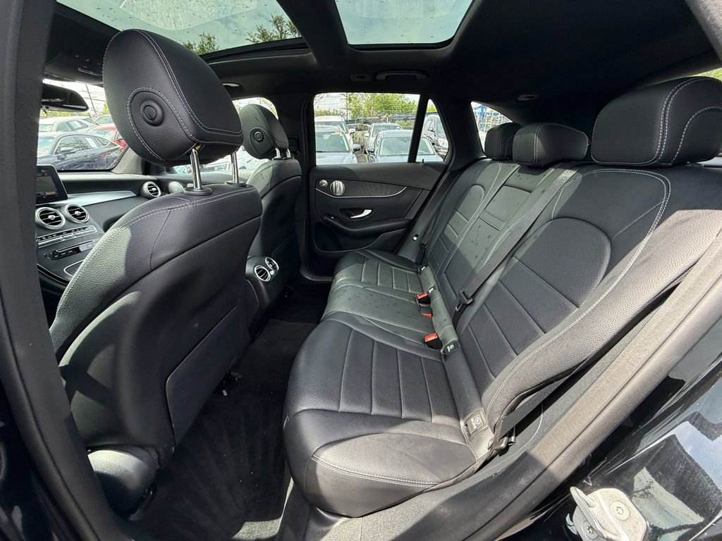 Used 2017 Mercedes-Benz GLC 300 4MATIC image 24
