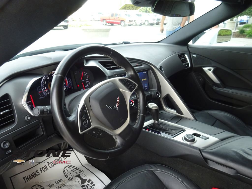 Used 2014 Chevrolet Corvette Stingray Coupe image 12