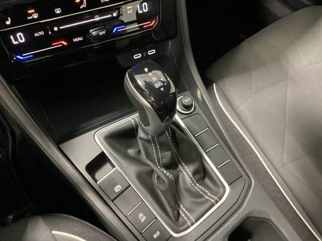 Used 2026 Volkswagen Jetta Sport FWD image 19