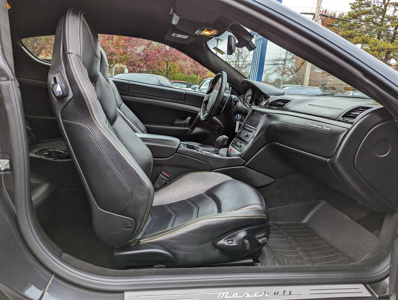 Used 2014 Maserati GranTurismo MC image 28