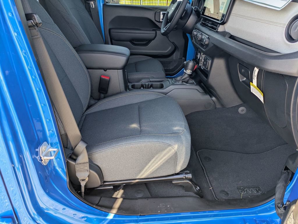 New 2025 Jeep Wrangler Sport S image 37