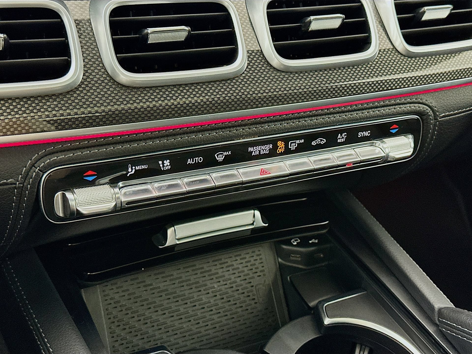 Certified 2020 Mercedes-Benz GLE 350 4MATIC image 17