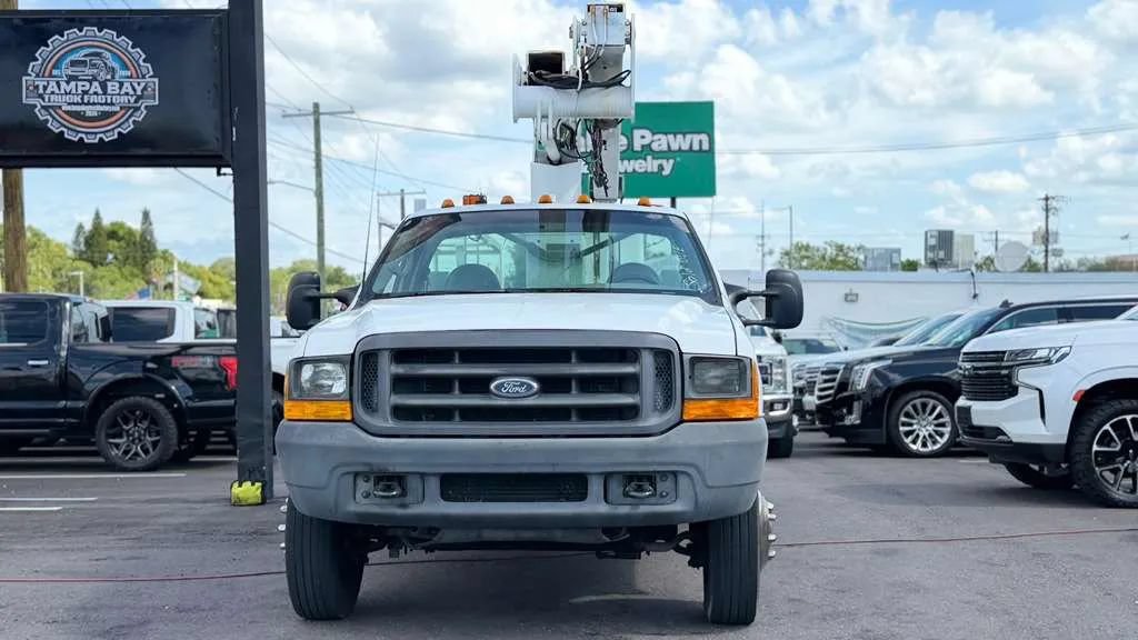 Used 2000 Ford F550 2WD Regular Cab Super Duty image 14