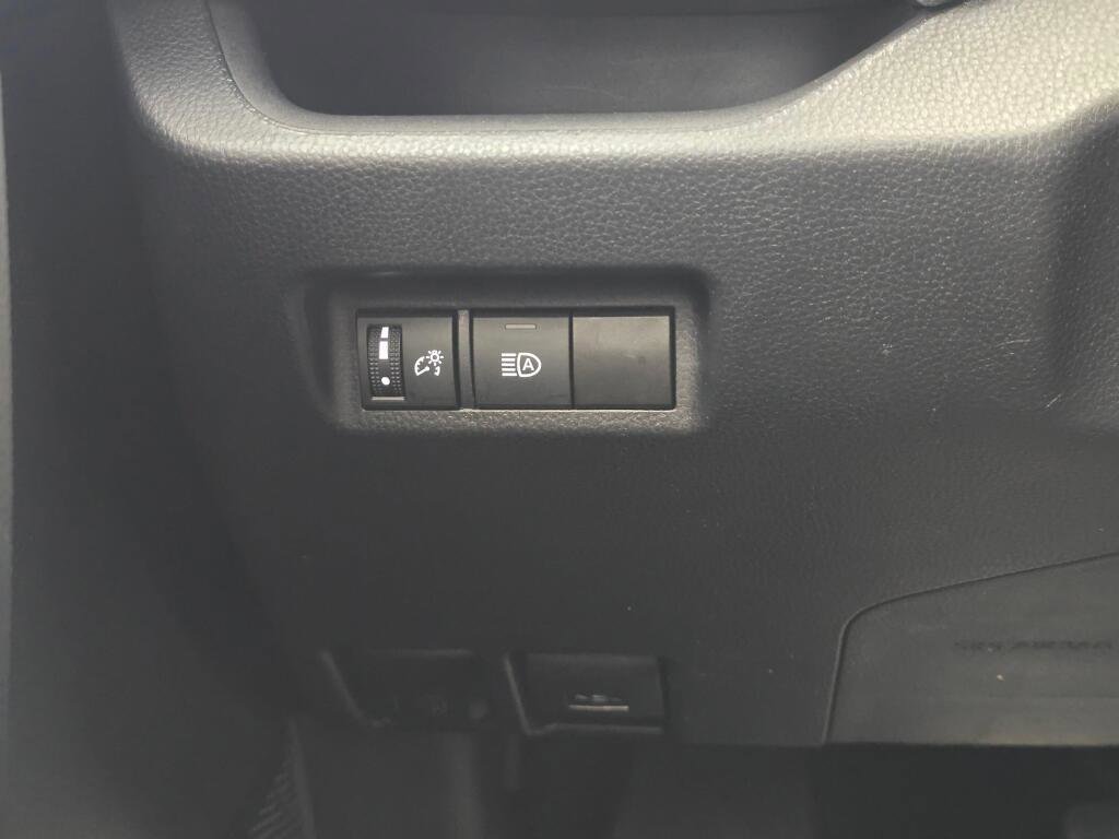 Certified 2024 Toyota RAV4 XLE AWD/4WD image 25