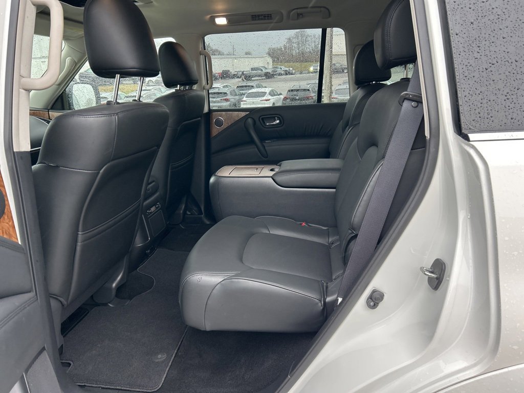 Used 2022 Nissan Armada SL w/ Captain's Chairs Package image 12