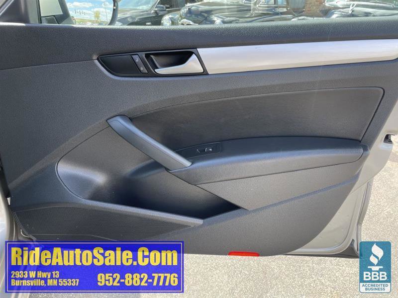 Used 2012 Volkswagen Passat 2.5 SE FWD image 13