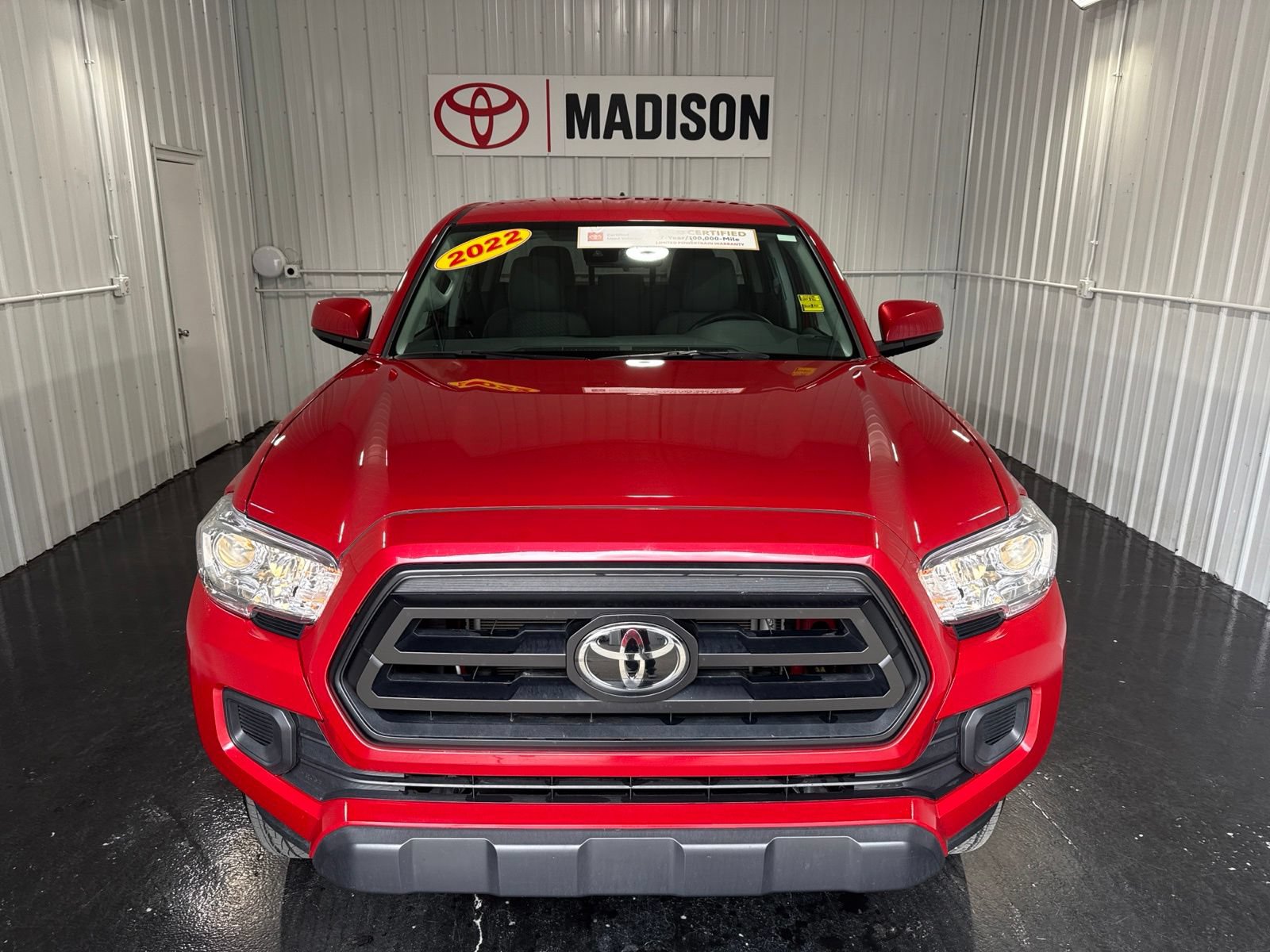 Used 2022 Toyota Tacoma SR AWD/4WD image 5