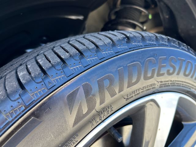 Used 2025 Honda Pilot Touring image 24