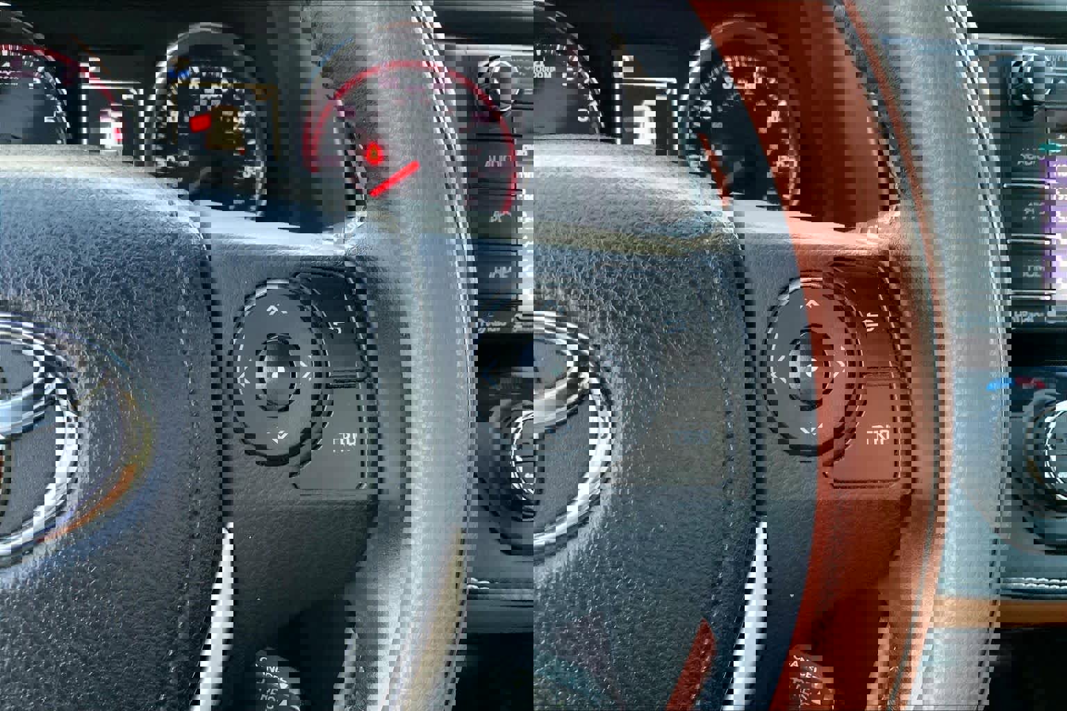 Used 2016 Toyota RAV4 SE AWD/4WD image 24