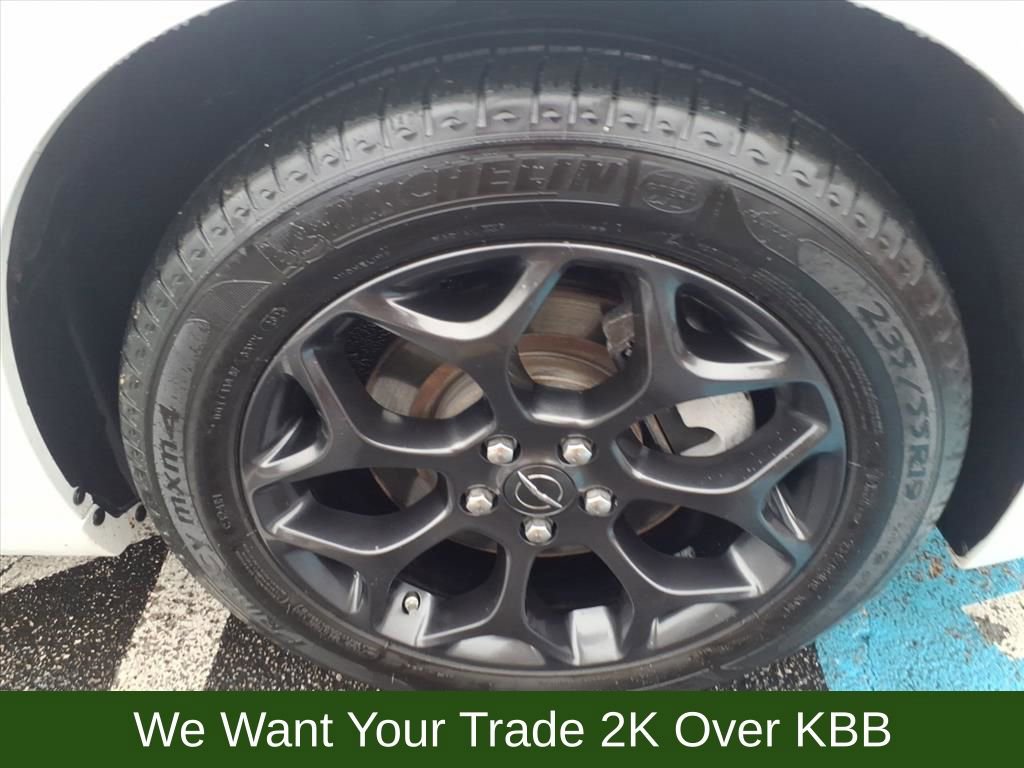 Used 2023 Chrysler 300 Touring L image 22