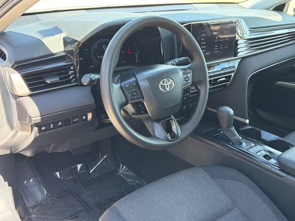 Used 2026 Toyota Camry LE FWD image 19