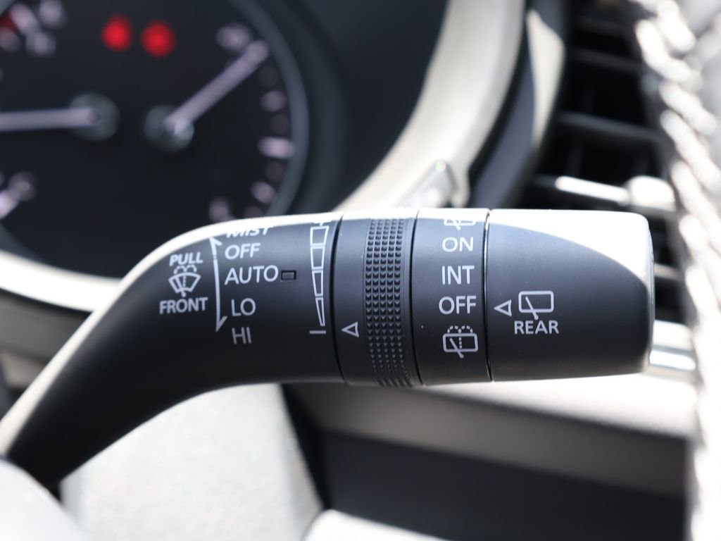 Certified 2025 MAZDA CX-30 AWD 2.5 S w/ Preferred Package image 37