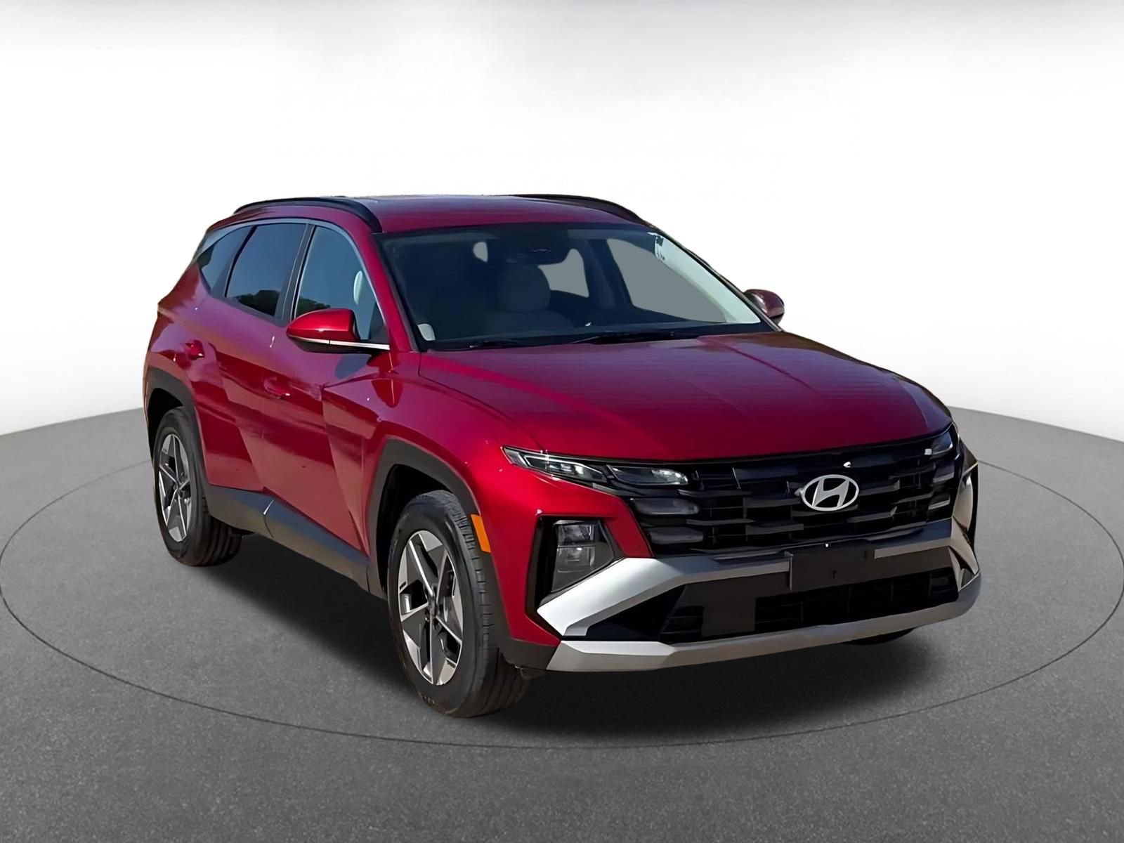 Used 2025 Hyundai Tucson SEL FWD image 3