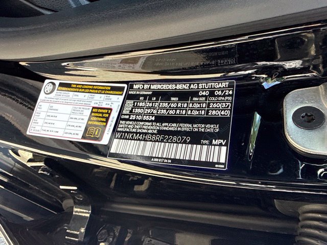 Used 2024 Mercedes-Benz GLC 300 4MATIC image 31