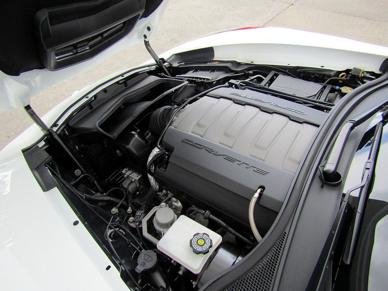 Used 2018 Chevrolet Corvette Grand Sport RWD image 19