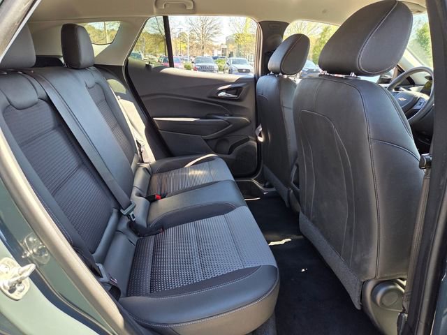 Used 2025 Chevrolet Trax LT image 16