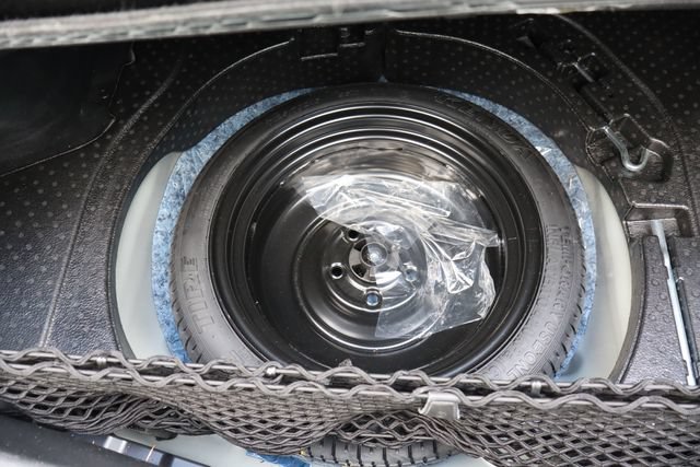 Used 2022 MAZDA MAZDA3 s FWD image 22