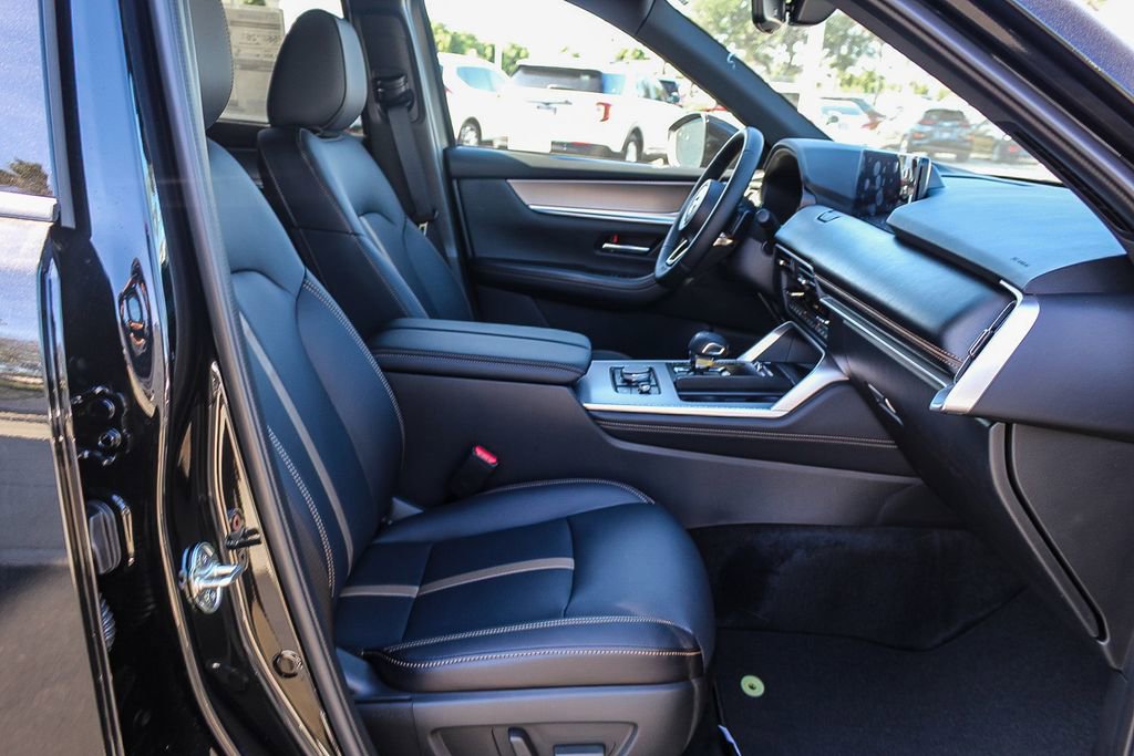 New 2026 MAZDA CX-90 Plug-In Hybrid w/ Premium Plus image 18