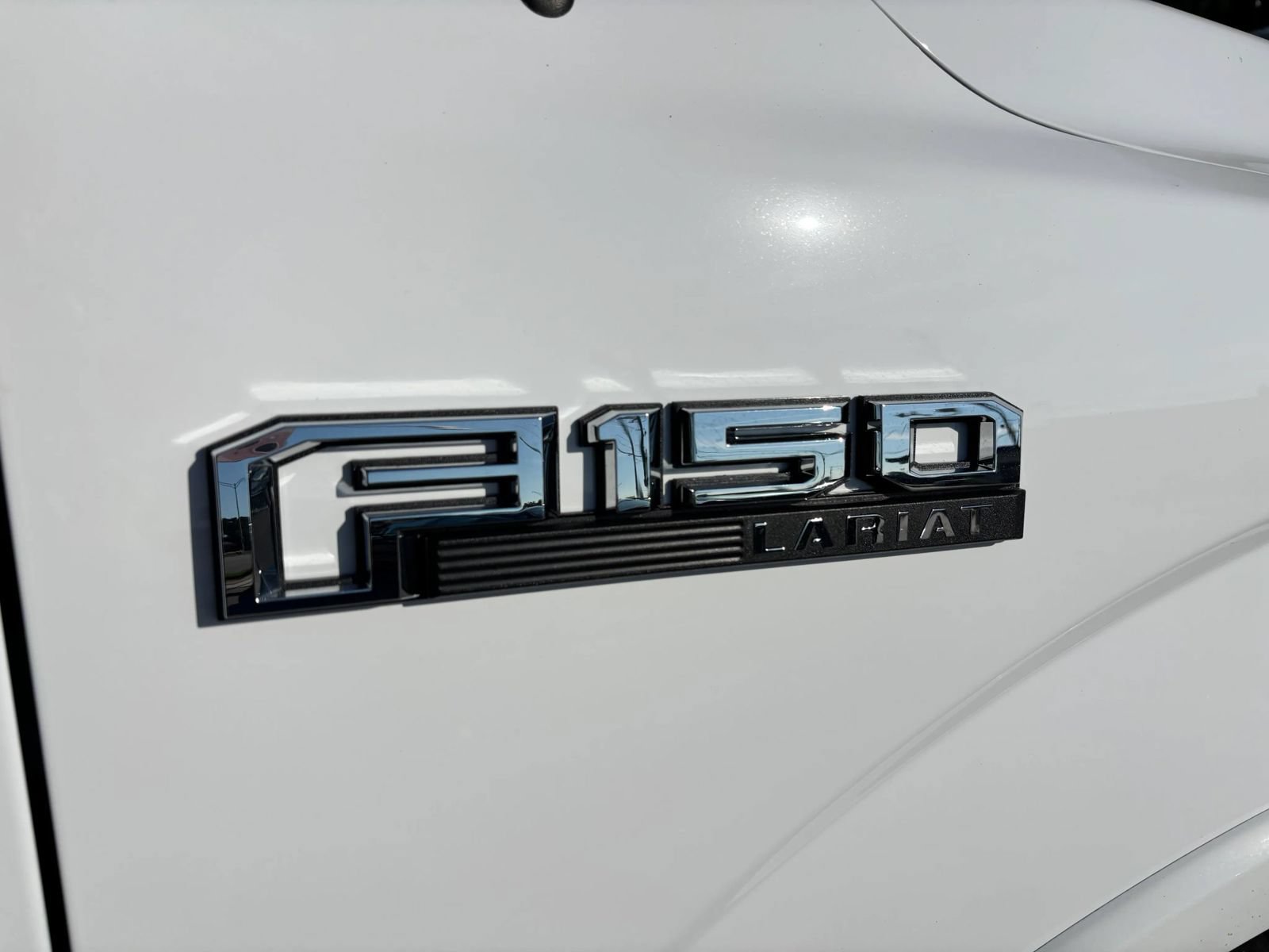 Used 2019 Ford F150 Lariat AWD/4WD image 10