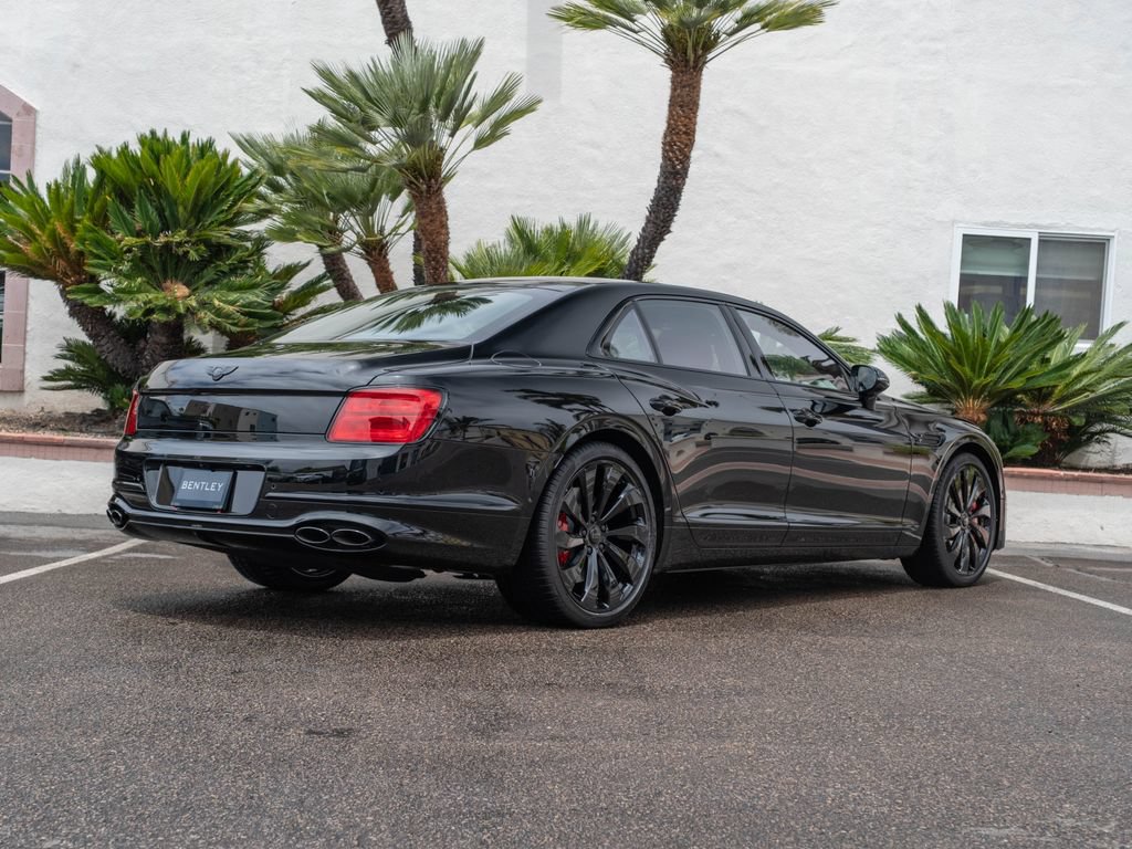Used 2024 Bentley Flying Spur V8 AWD/4WD image 40