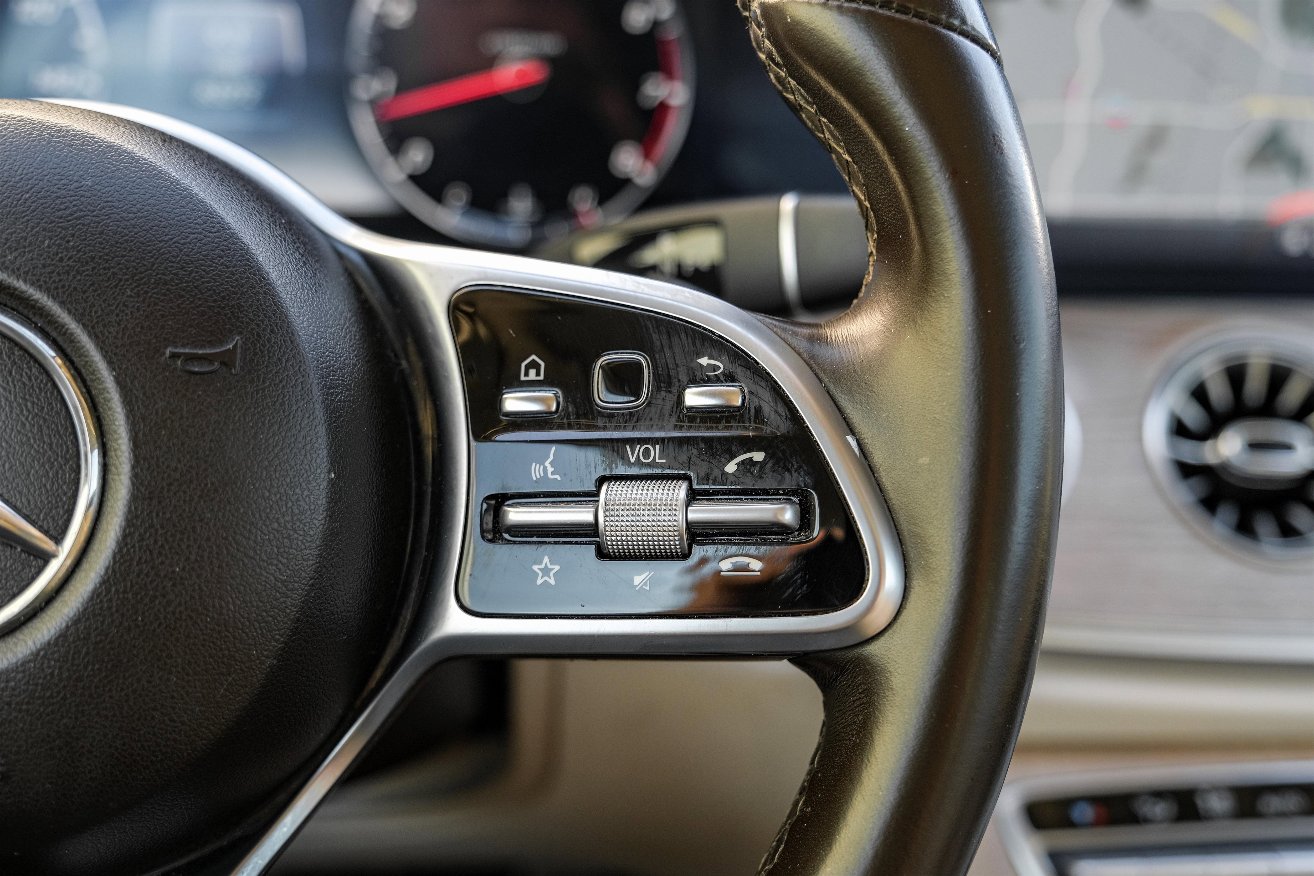 Used 2019 Mercedes-Benz E 450 Coupe w/ AMG Line Package image 15