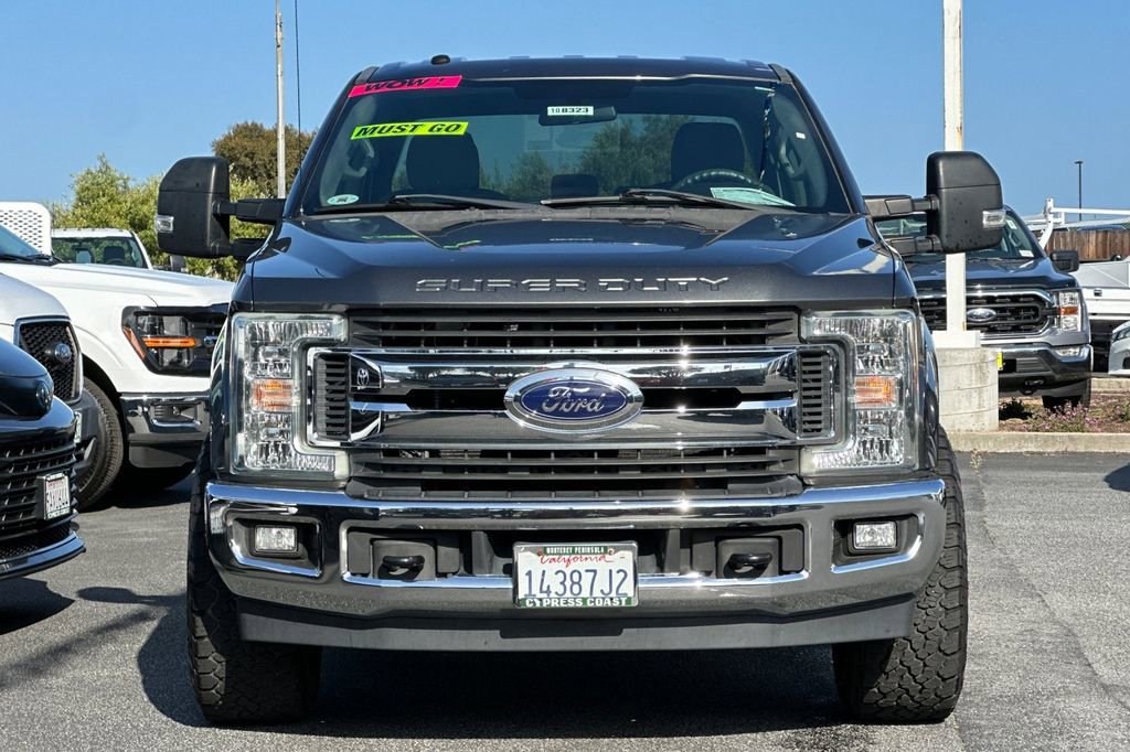 Certified 2017 Ford F250 XLT w/ XLT Value Package RWD image 9