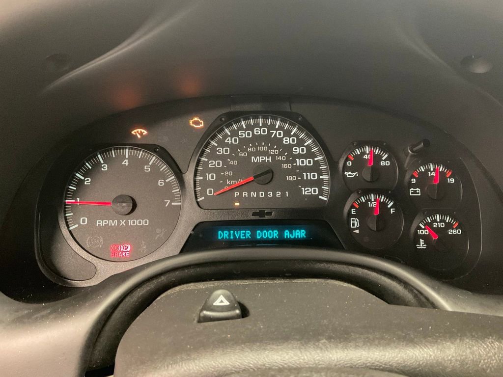 Used 2008 Chevrolet TrailBlazer LT AWD/4WD image 2